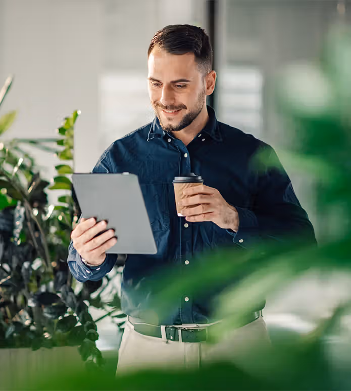 navigate-environment-man-on-tablet