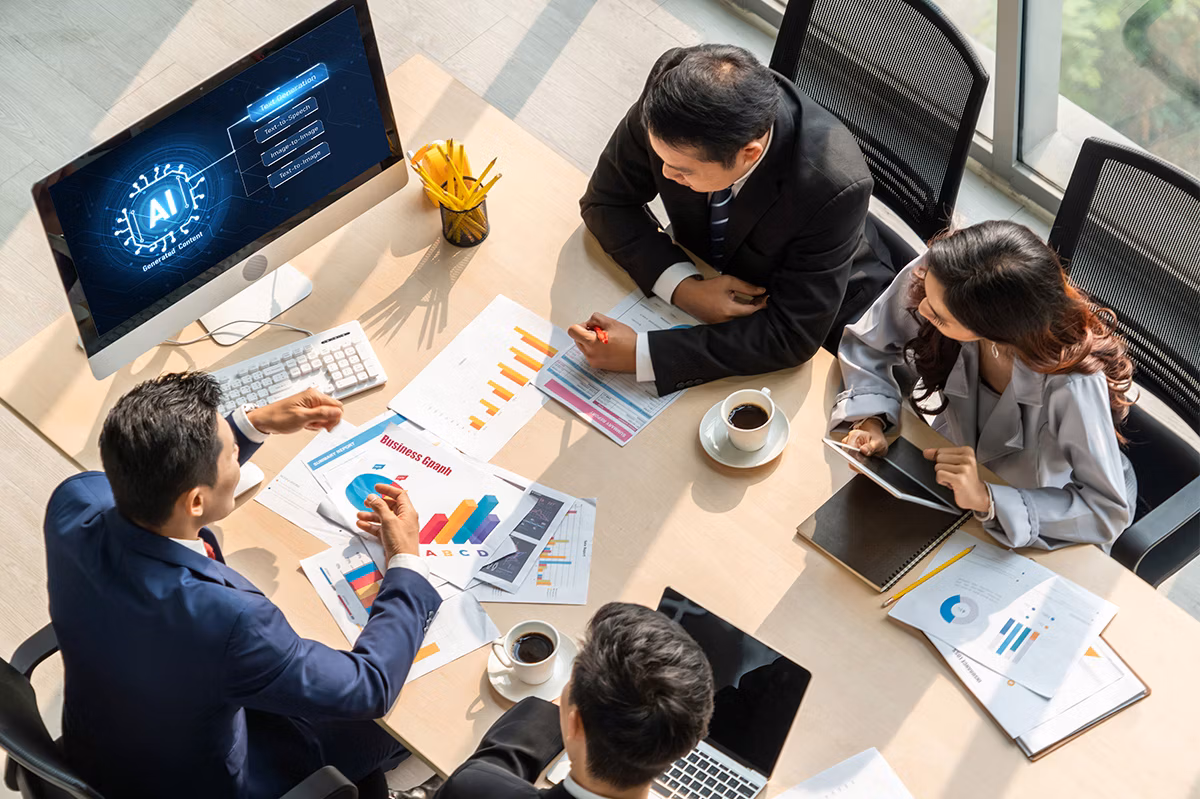 accountants-team-working